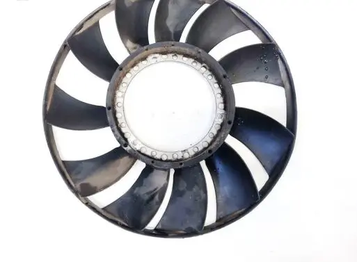 Skoda Superb B5 (3U) Fan impeller 059121301a