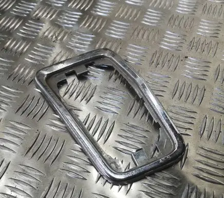 Jeep Cherokee Gear shifter surround trim plastic 6FK05TPI1AB