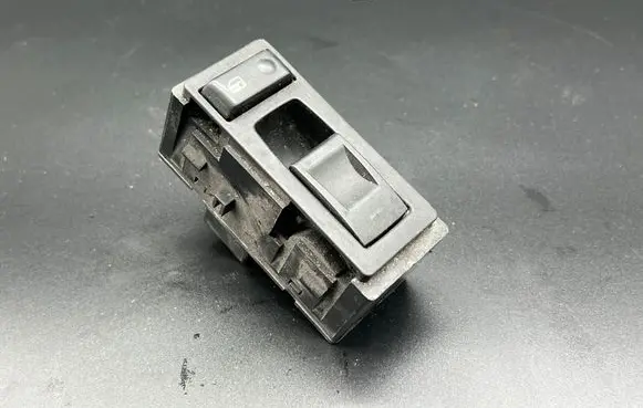Jeep Grand Cherokee (WK) Electric window control switch 04602324AF 43165A1