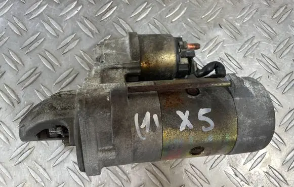 BMW X5 E53 Starter motor 7788680
