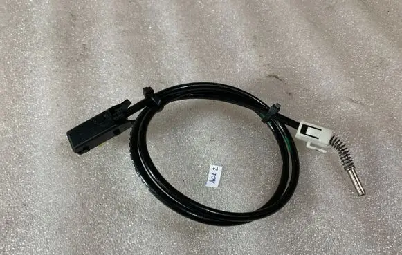 Mercedes-Benz C W203 Gear shift cable linkage A2032670064