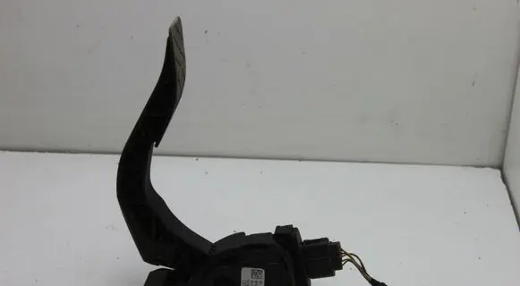 Audi A4 S4 B8 8K Accelerator throttle pedal 8K1723523