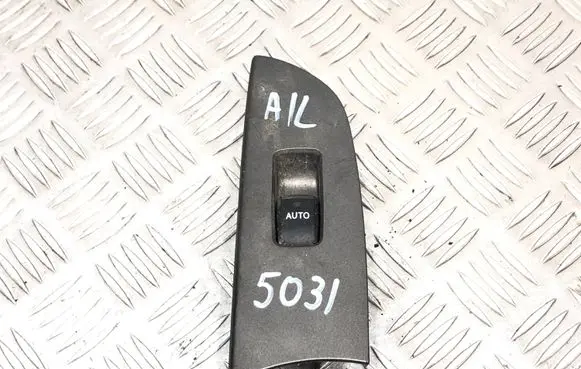 Lexus IS 220D-250-350 Electric window control switch 8403053020 515287 TS5302