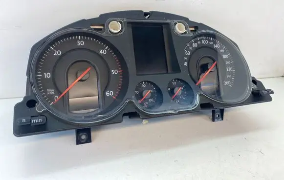 Speedometer (instrument cluster)