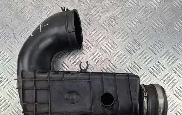 Mercedes-Benz E W211 Air intake duct part A6460941097 70309622