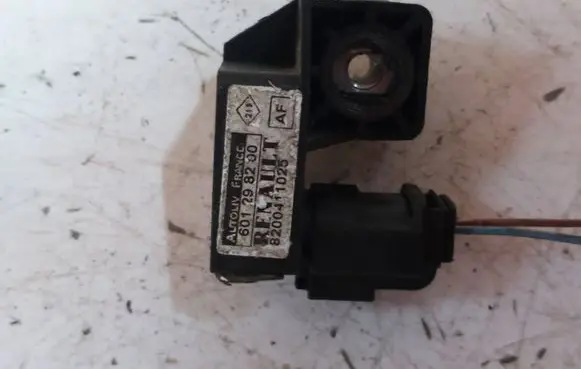Renault Scenic II - Grand scenic II Airbag deployment crash/impact sensor 8200411025 601298200