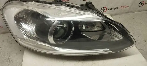 Volvo XC60 Headlight/headlamp 31420250 89908950