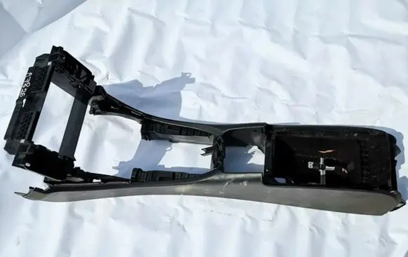 Mercedes-Benz CLS C219 Other interior part e048841122 e0488441154