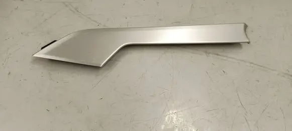 Audi A4 S4 B9 8W Front door trim bar 8w0867410
