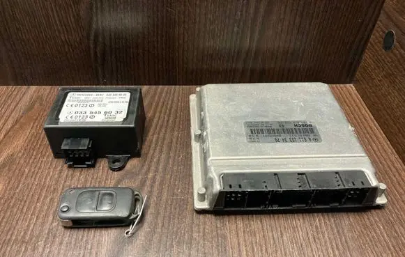 Mercedes-Benz Sprinter W901 W902 W903 W904 Engine control unit/module A6111533479 0281010520 0335456032
