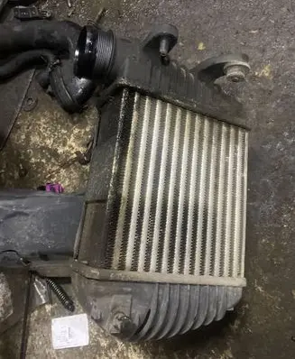 Audi A6 S6 C6 4F Intercooler radiator