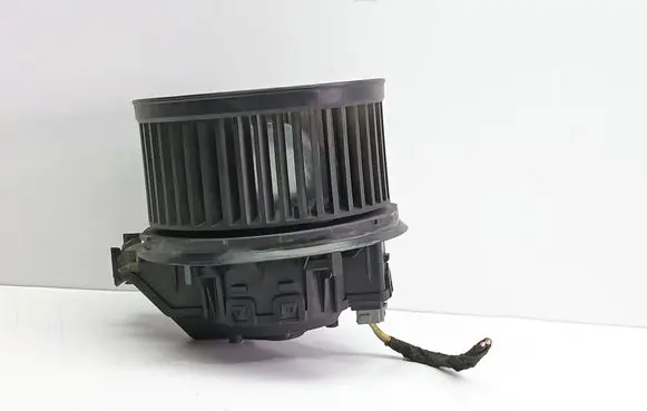 Ford Fiesta Heater fan/blower VP8E2H18456AB 0130115551 3137231000