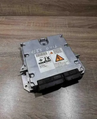 Nissan Almera Tino Engine control unit/module ECU 2758003263 23710BU77A