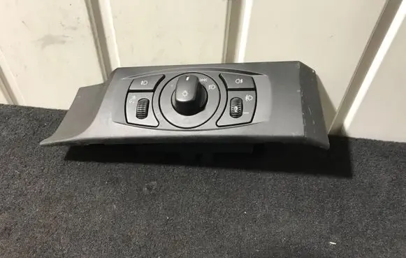 BMW 5 E60 E61 Light switch 6925295