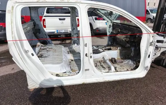 Mitsubishi L200 Body 