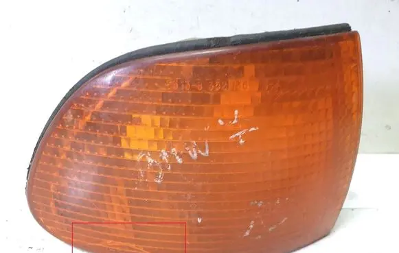 BMW 7 E32 Front indicator light S352136