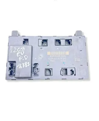 Mercedes-Benz CLK A209 C209 Door control unit/module 2098202026