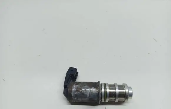 BMW 3 E90 E91 Camshaft vanos timing valve 7584990 10901751