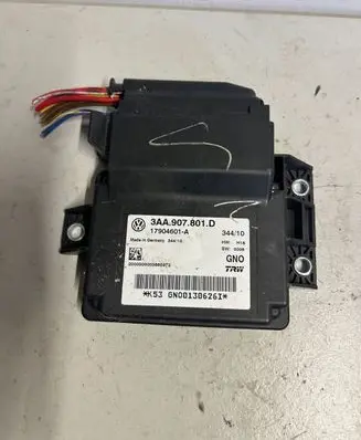 Volkswagen Sharan Hand brake control module 3AA907801D