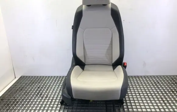 Volkswagen Jetta VI Front passenger seat 