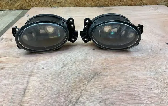 Mercedes-Benz ML W163 Front fog light 1305230180 0305077001 1305230181