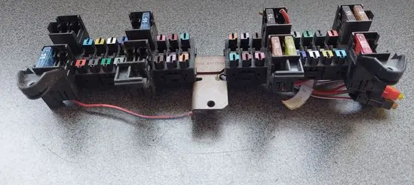 Mercedes-Benz Vito Viano W639 Fuse module A6395400050