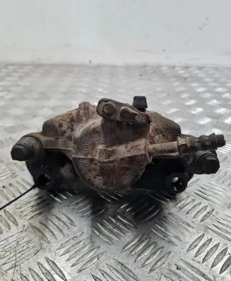 Mercedes-Benz Vito Viano W638 Front brake caliper