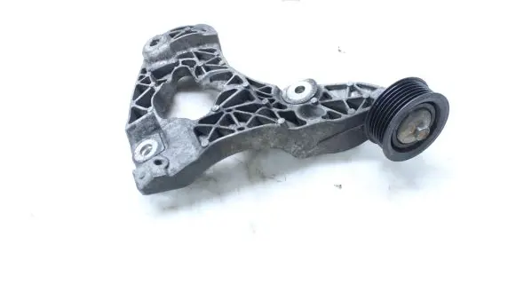 Jeep Grand Cherokee A/C compressor mount bracket 3310F