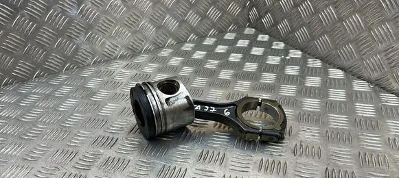 Mercedes-Benz E W212 Piston with connecting rod 0834A 65100