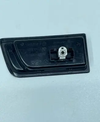 BMW 1 F20 F21 USB socket connector 105026813 58450710 9207358
