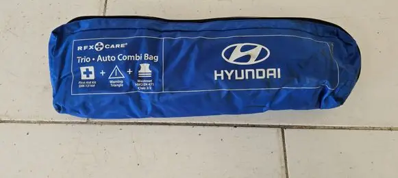 BMW 3 E90 E91 First aid kit DN13164 HW2EN471
