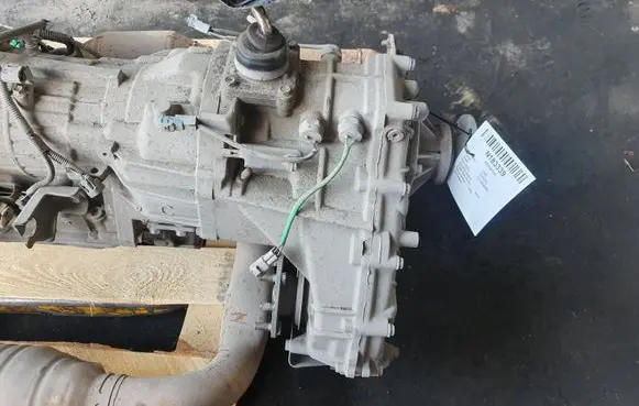 Toyota FJ cruiser Rear gearbox reducer/haldex oil pump 