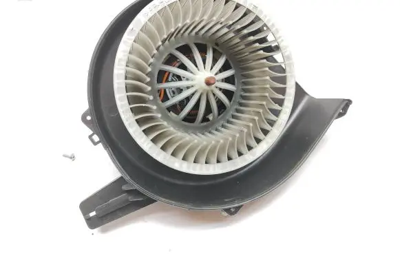 Audi A1 Heater fan/blower 6R1819015A Y1551