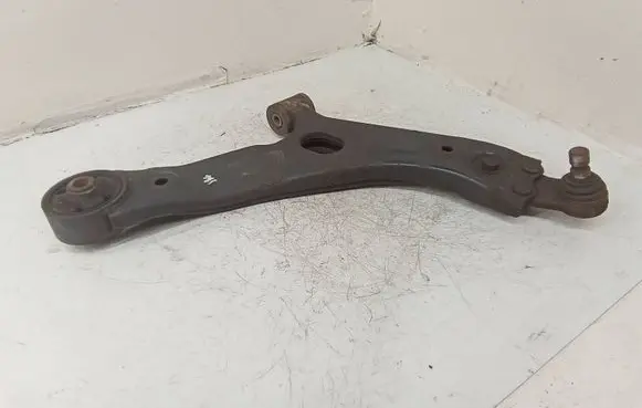 Hyundai ix35 Front lower control arm/wishbone