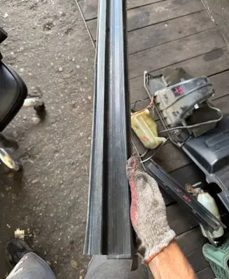 Mercedes-Benz 190 W201 Front sill (body part) 09305932