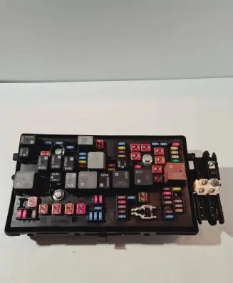 Opel Insignia A Fuse module 13345495 13512104512