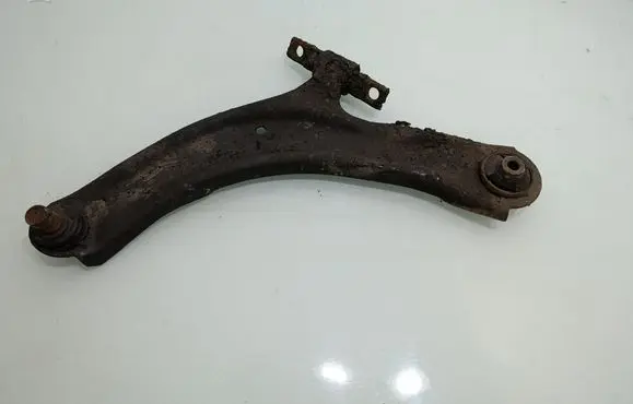 Renault Koleos I Front lower control arm/wishbone