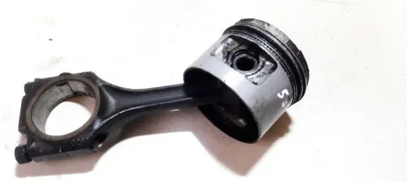 Audi 80 90 B3 Piston with connecting rod 026b