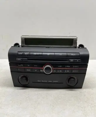Mazda 3 I Radio/CD/DVD/GPS head unit 14794008 05D1B09370 PP3R66AR0