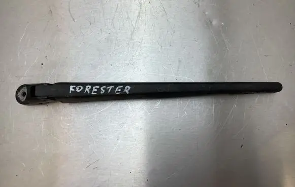 Subaru Forester SG Rear wiper blade arm 