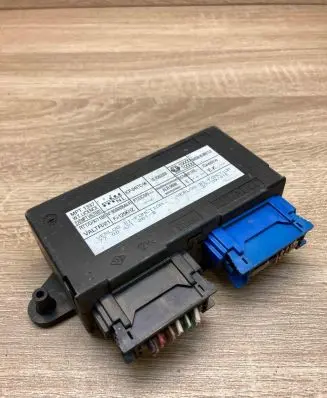 Renault Laguna II Comfort/convenience module 73847257C WithPlug
