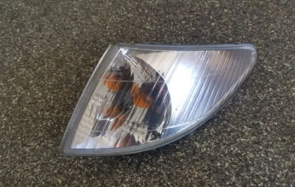 Mazda Premacy Front indicator light