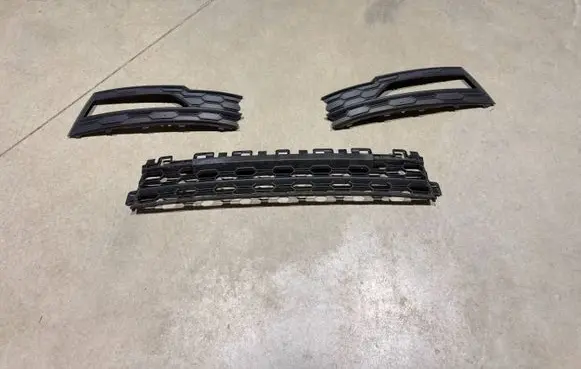 Skoda Octavia Mk4 Front bumper lower grill 5E3853677 5E3807682 5E3807681