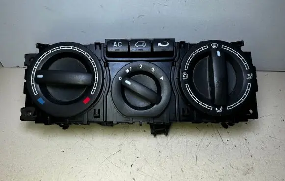 Volkswagen Transporter - Caravelle T5 Climate control unit 7H0820045AG 7H0820045A 7H0820045