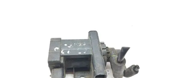 Citroen C4 I Picasso Turbo solenoid valve 9660993180 9660693180