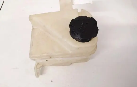 KIA Venga Coolant expansion tank/reservoir 254301p000 25430-1p000