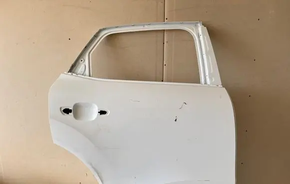 Citroen C4 III e-C4 Rear door