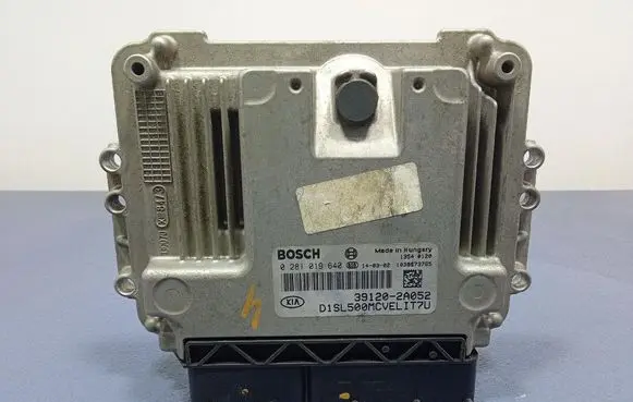KIA Sportage Engine control unit/module ECU 391202A052