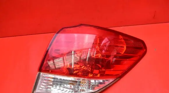 Subaru Legacy Rear/tail lights