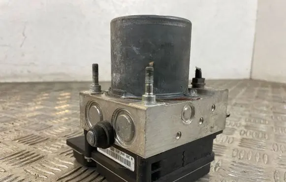 Audi A4 S4 B7 8E 8H ABS Pump 8E0614517BH 8E0910517J